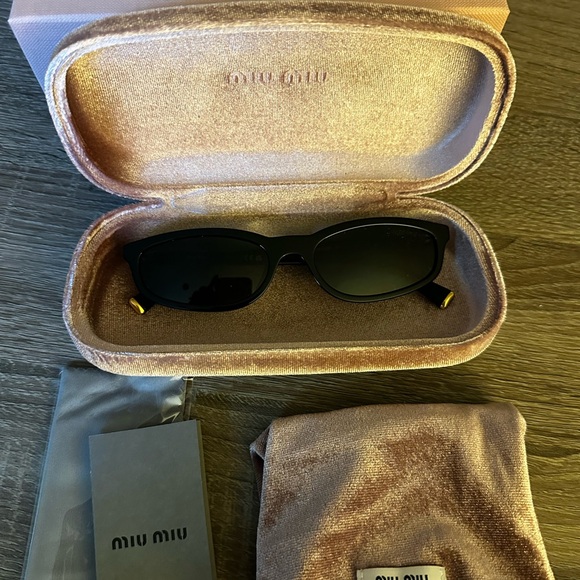 Authentic Miu Miu Sunglasses w/ Original Case - Picture 6 of 7